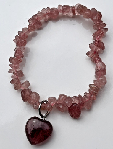 Erdbeerquarz quarz mit herz - erdbeerquarz,