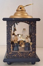 Weihnachtliche Spieluhr in