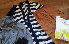 Kleiderpaket Gr. 134 140 Jungen Bademantel, Outdoorhose, Shirt, ... 5 Teile