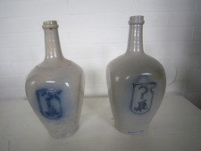 2 antike Wasserflaschen aus