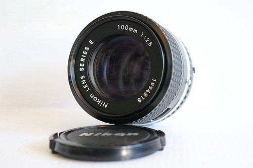Nikon objektiv 100 2 8 - objektiv, f/2,8