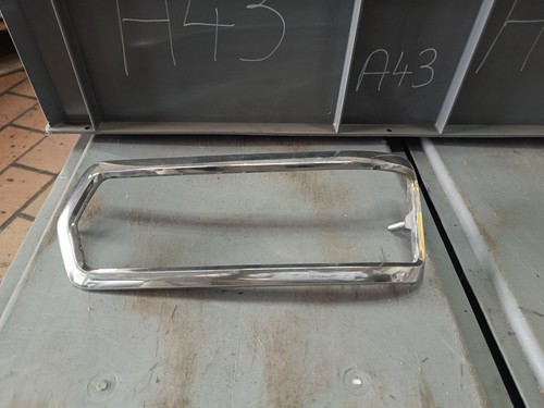 Mercedes w108 w109 chrom - mercedes,