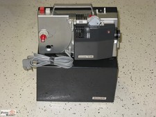 Bauer T4 Projektor S8+N8 Schmalfilmprojektor Super + Normal 8 Film Zoom-Objektiv