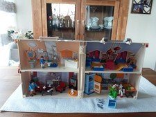 Playmobil Haus 5167 Mitnehm-Puppenhaus mit Einrichtung und Figuren. Es fehlen...