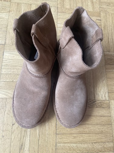Ugg