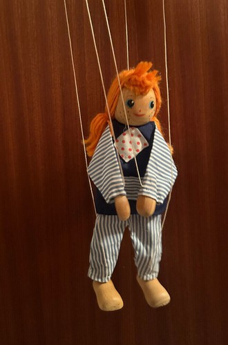 Marionette aus holz - marionette,
