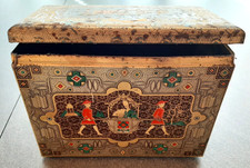 Große alte Blechdose XOX