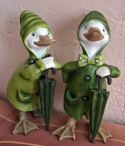 Deko enten regenmantel mit - deko,