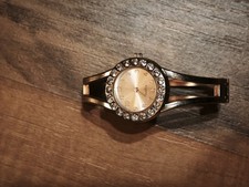 Schöne Silberfarbene Damenuhr