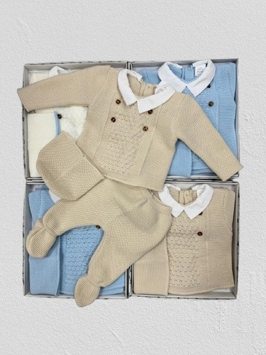Neugeborenes baby mädchen - neugeborenes,