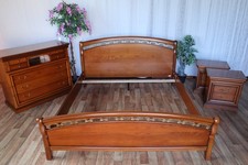 Nr.2080b Dall Agnese- Mozart Bett mit Kommoden Nussbaum Massiv