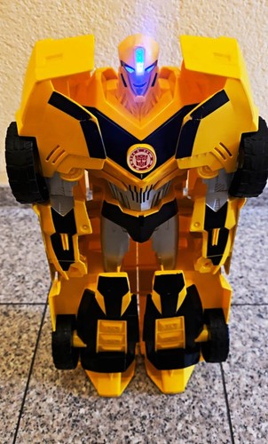Transformers bumblebee action - transformers,