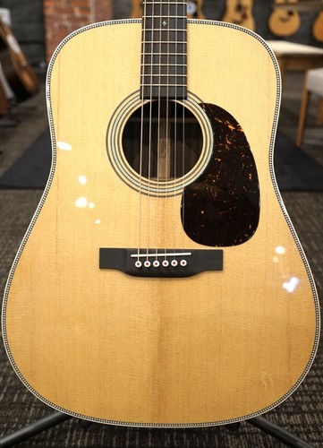 Martin modern deluxe 2023 - d-28,