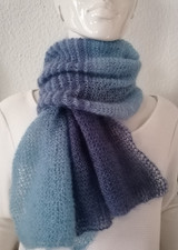 Strickschal Handarbeit blau, neu, 70 % Kid Mohair + 30 % Seide