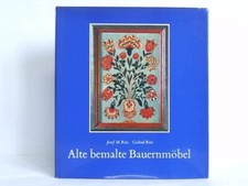 Alte bemalte Bauernmöbel