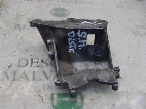 Rechter motorhalter 8995915 - rechter,