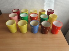 15 DDR PUNKTEBECHER ZAHNPUTZBECHER TRINKBECHER,unterschiedliche Farben,Konvolut 