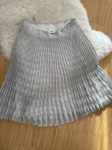 Burberry falten rock - 🖤,