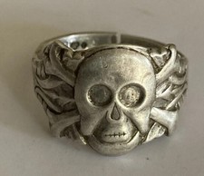 Antiker Totenkopf Memento Mori