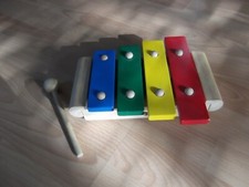 Xylophon aus holz - xylophon,