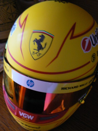 Lewis hamilton ferrari helm - ferrari,
