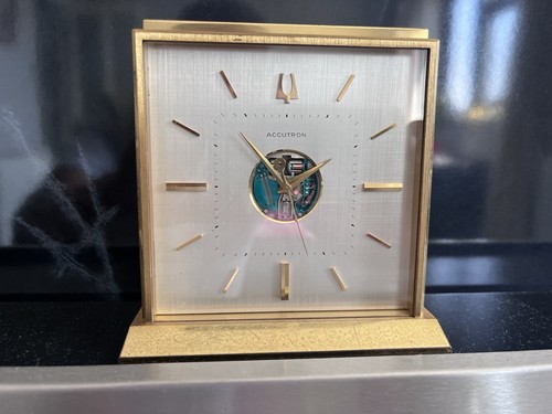 Bulova accutron spaceview - accutron, 214