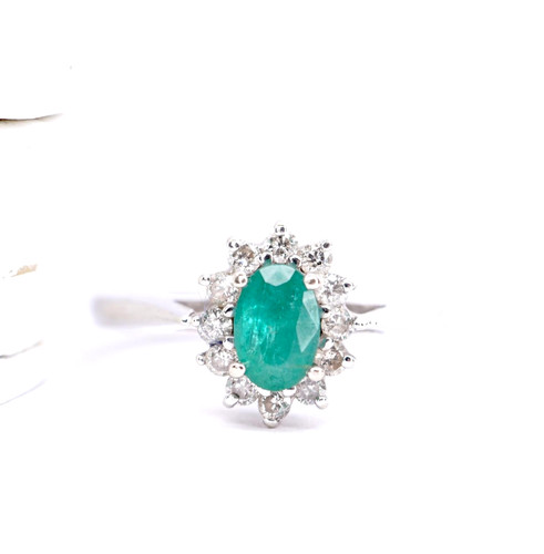 Wunderschöner ring mit - wunderschöner,