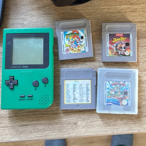 Nintendo game boy - boy, pocket