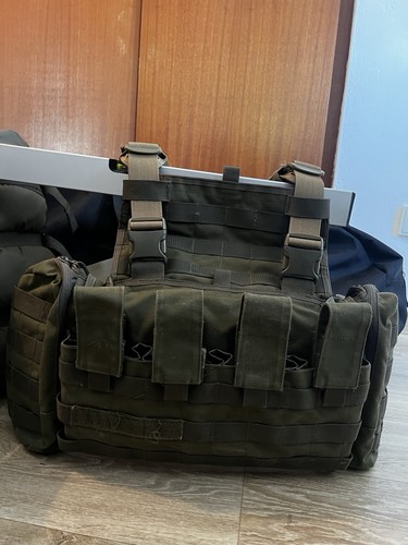 Chest rig oliv - ii, mit