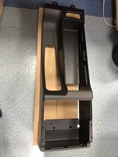 schwarz Mittelkonsole