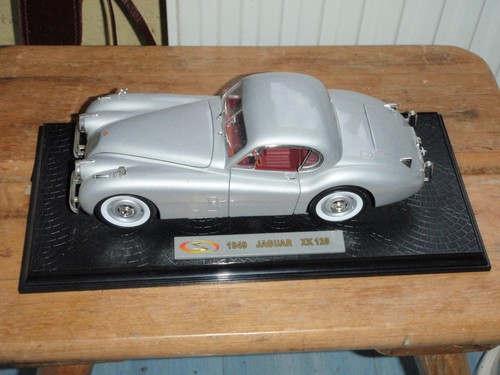 Konvolut models 1 - models, 1:18