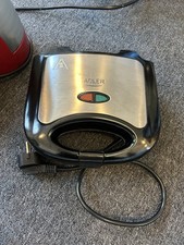 Sandwichmaker Sandwichtoaster 3-in-1 Grill Waffeln Tost Maker Waffeleisen