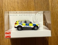 Top: Busch 53531 Ford Kuga