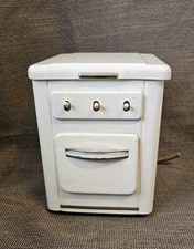 Puppenstuben Herd Vintage Kinderherd 220 V. Metall mit  2- Platten 
