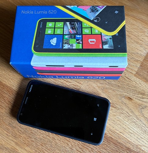 Nokia lumia 620 - 620,