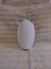 Kaiser Vase Biskuit Porzellan Motiv Blumen M. Frey Bisquit