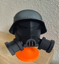 Gasmaske Stahlhelm Weltkrieg