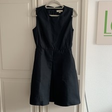 Burberry Etuikleid A- Linie Maulbeerseide  und Lederbesatz  Schwarz  Gr.38 Neu