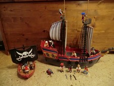 Playmobil 3940 und 5298 , Piratenschiff und großes Beiboot