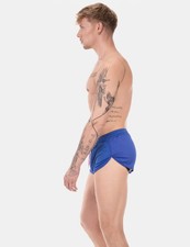 barcode Berlin - Short COSTA
