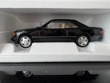 Mercedes 300 CE-24 Coupe W124 AMG Line 1:18 Norev Schwarz