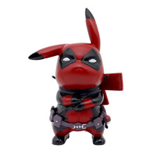 Pikachu Cosplay Deadpool Figur