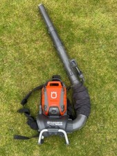 Husqvarna 550iBTX rückentragbares Profi Blasgerät Laubbläser mit Akku BLi950X