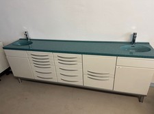 Behandlungszeile Schrankzeile Baisch Dental Zahnarzt