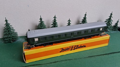 Modellbahn - , -tt-