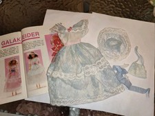 Altes Petra Plasty Abendgala