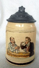 ALT Humpen Bierkrug geritzt Männer am Stammtisch um 1900 Zinn Krug Sammelkrüge