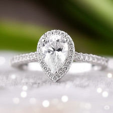 Damen Moissanit Ring 14 Karat Weißgold Birnenschliff 0,80 Karat vergoldet...