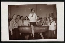 Foto-AK Turnerin am Pauschenpferd 