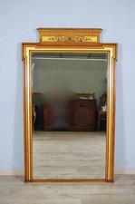 Spiegel im Renaissance-Stil